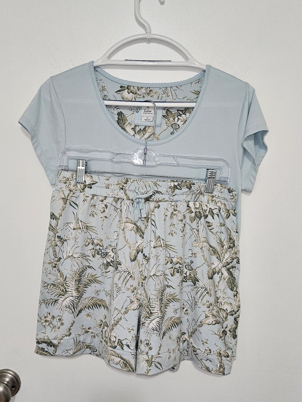 Echo Sleepwear Pajama Short Set Light Blue Floral Tan Size Medium